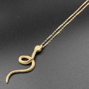 گردنبند مار