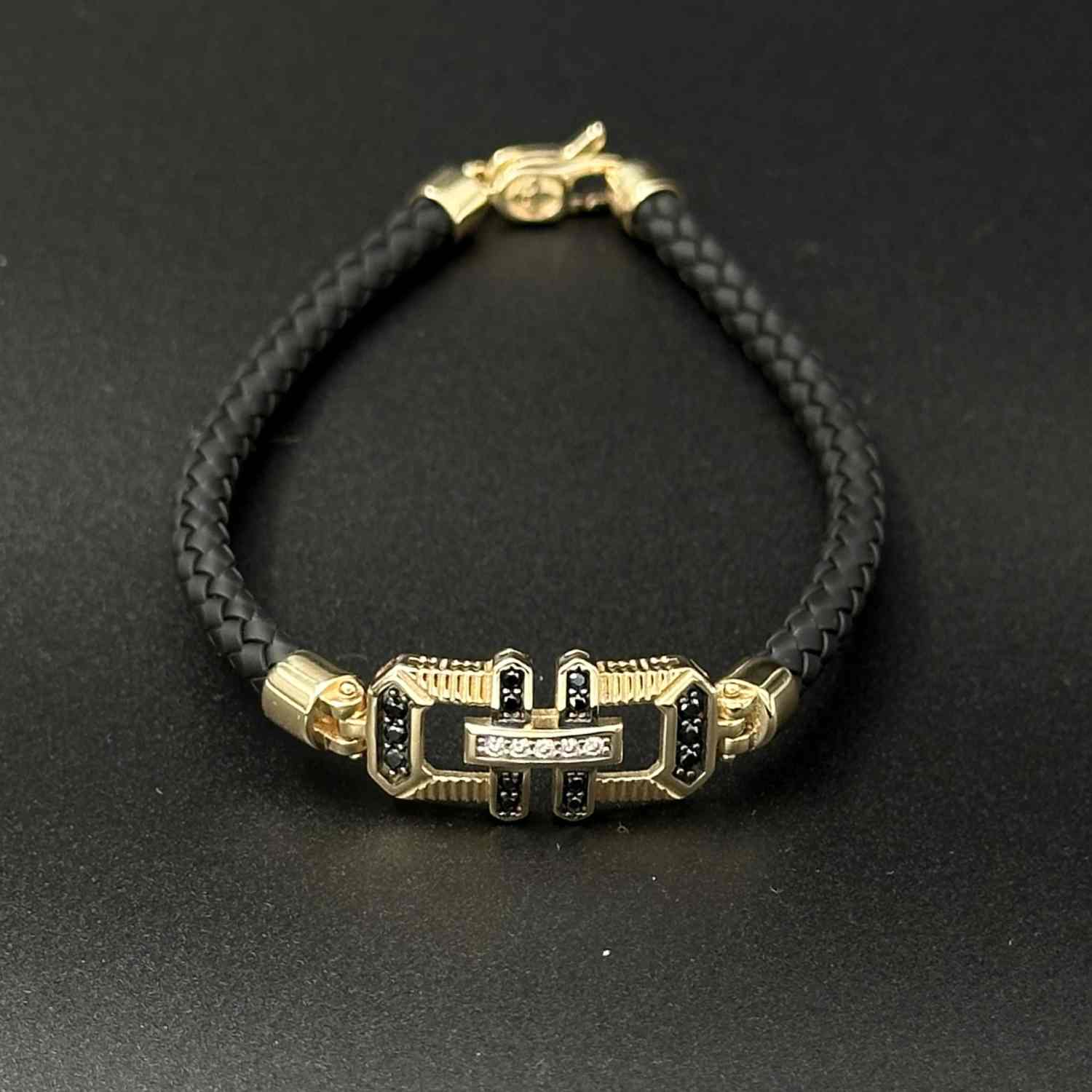 IMG_7223 دستبند چرم سگک نگین دار وسط نگین