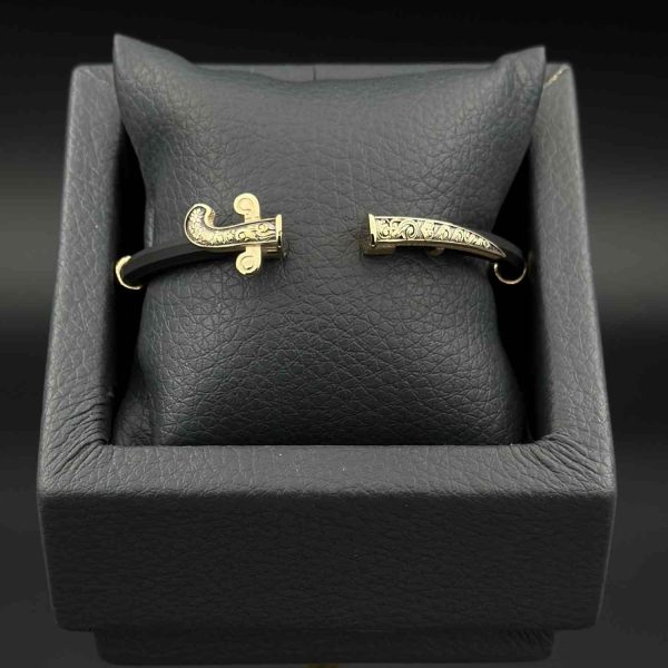 دستبند چرم دوسر شمشیر