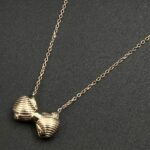 گردنبند پاپیون