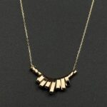 گردنبند فرکانس