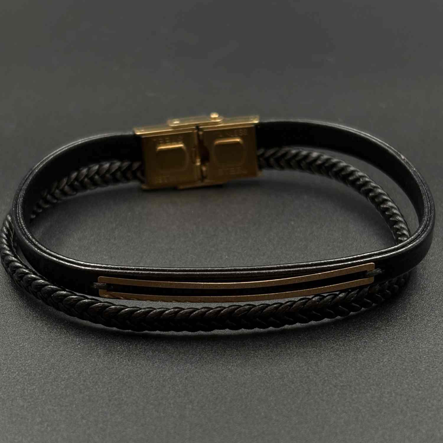 IMG_6213 (3) دستبند چرم پلیت تو خالی