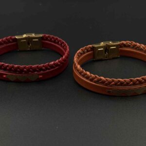 دستبند چرم سه قلب