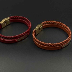 دستبند چرم سه قلب