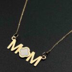 گردنبند mom و ونکلیف مینا