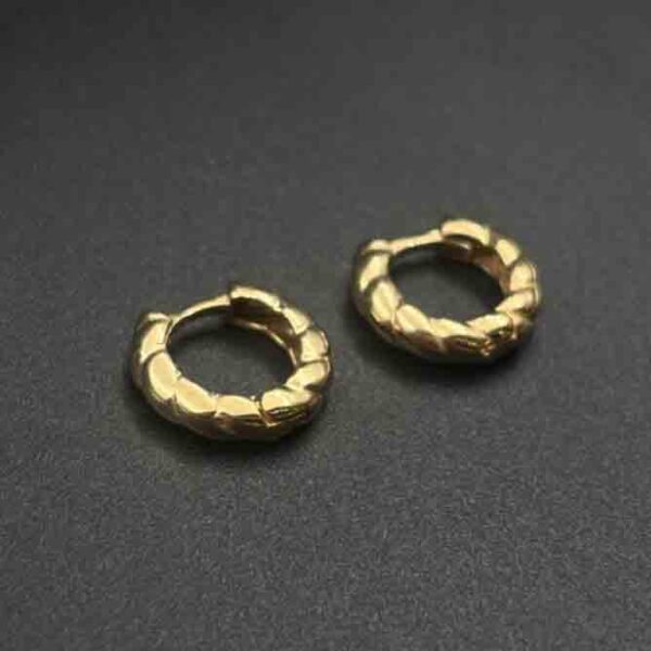 گوشواره شیاردار